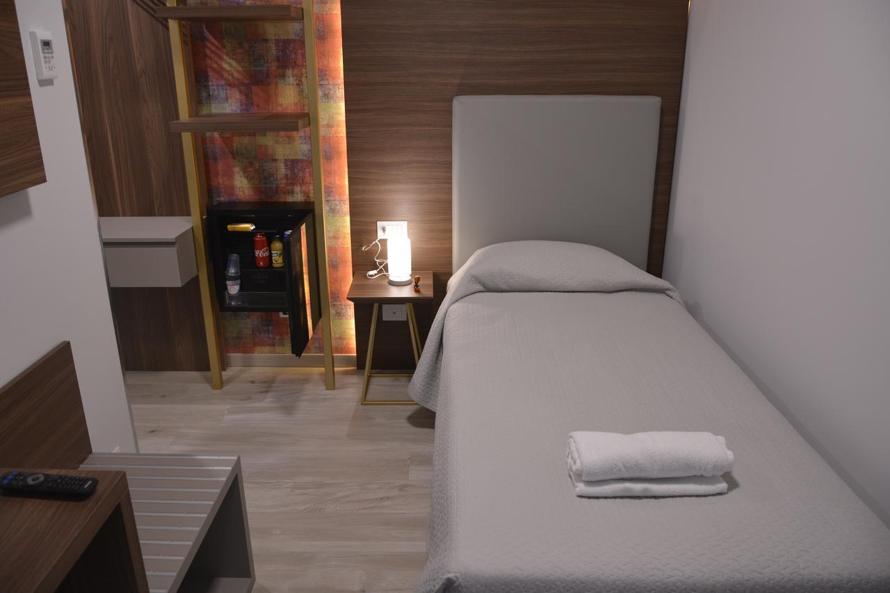 8room 4* Catane